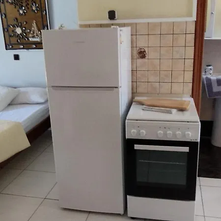 Apartment Anchor *